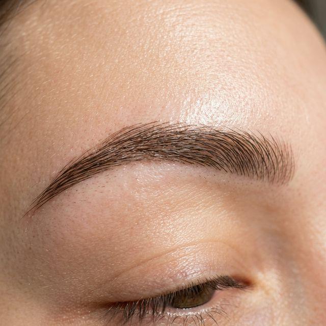 Cicatrisation humide ou sèche : quel protocole après un microblading ?